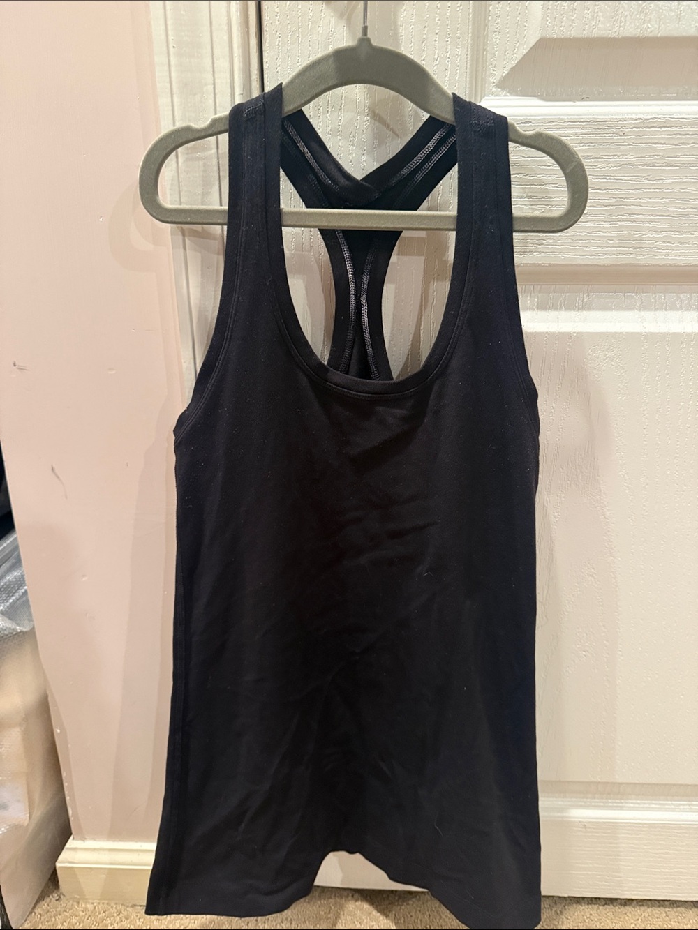 Lululemon Black Cool Racerback II size 4